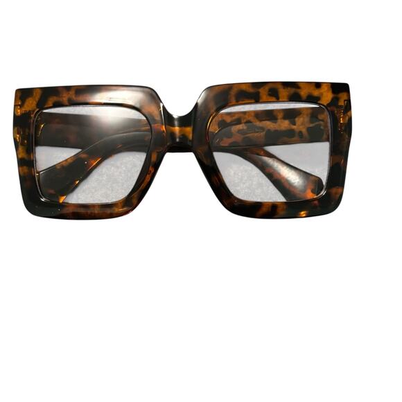 Oversized Tortoiseshell Retro Style Sunglasses - Picture 4 of 6